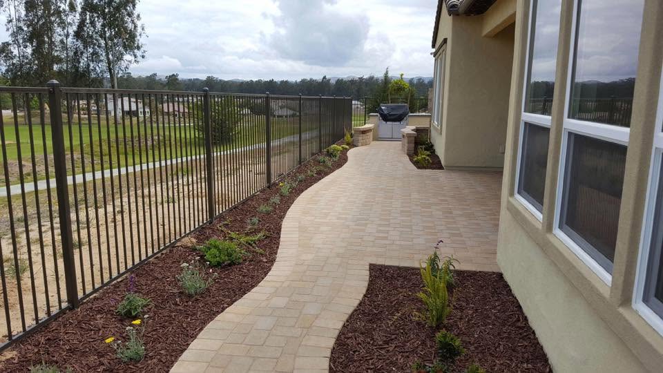 Paver driveway entrance